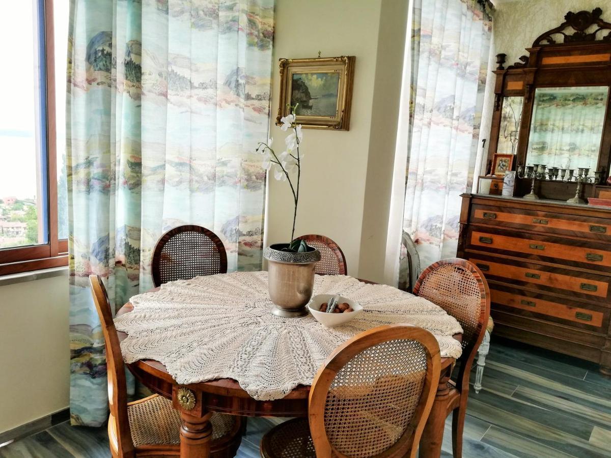 Sguardo Sul Lago Trevignano Romano Extérieur photo