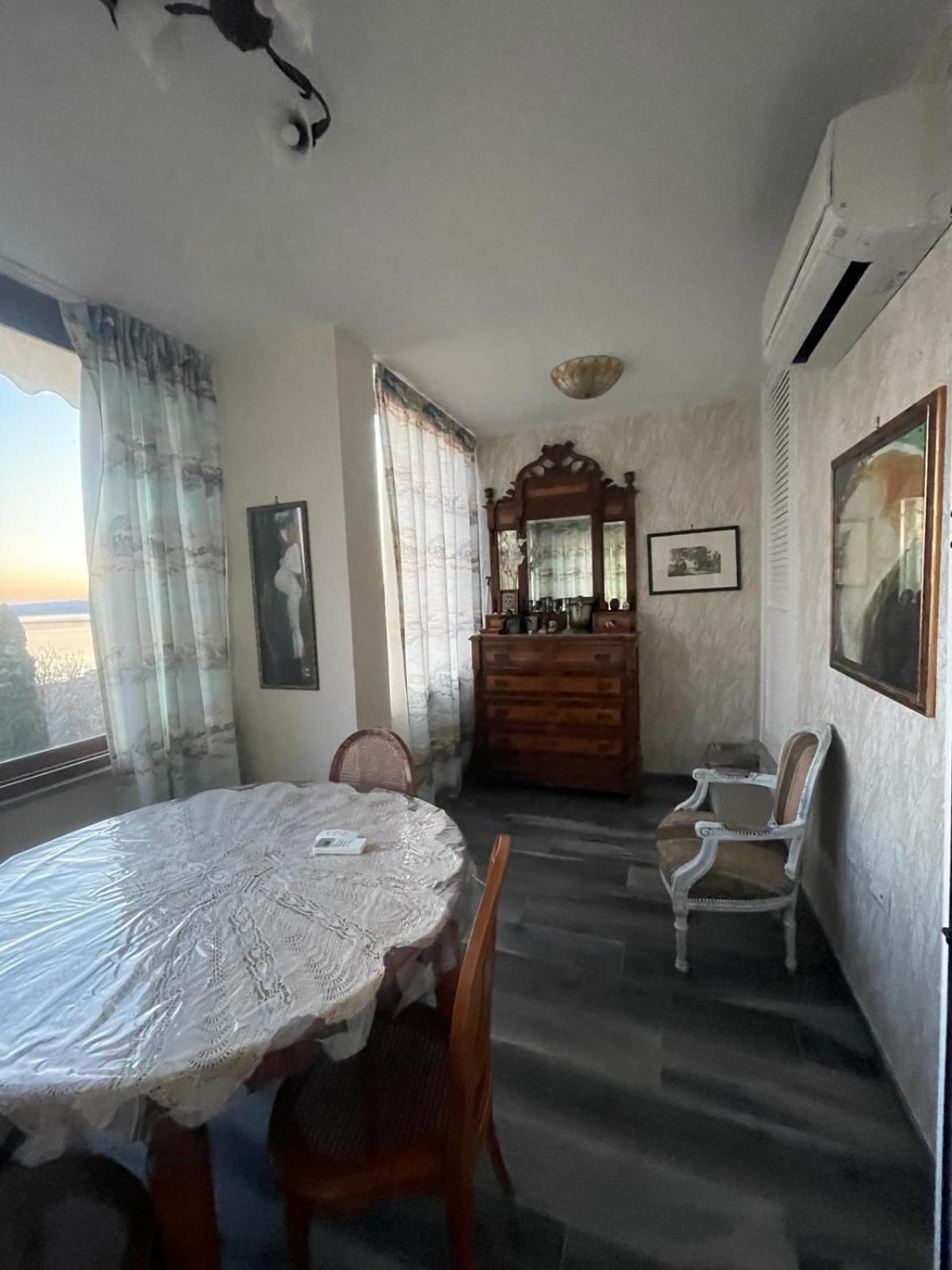 Sguardo Sul Lago Trevignano Romano Extérieur photo